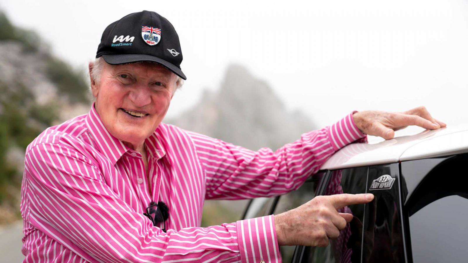 Έκδοση τιμής του MINI Cooper S στον Paddy Hopkirk